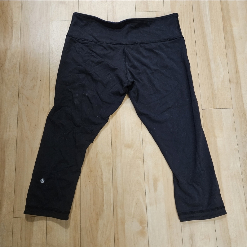 Lululemon Capri Leggings Reversible Size 10